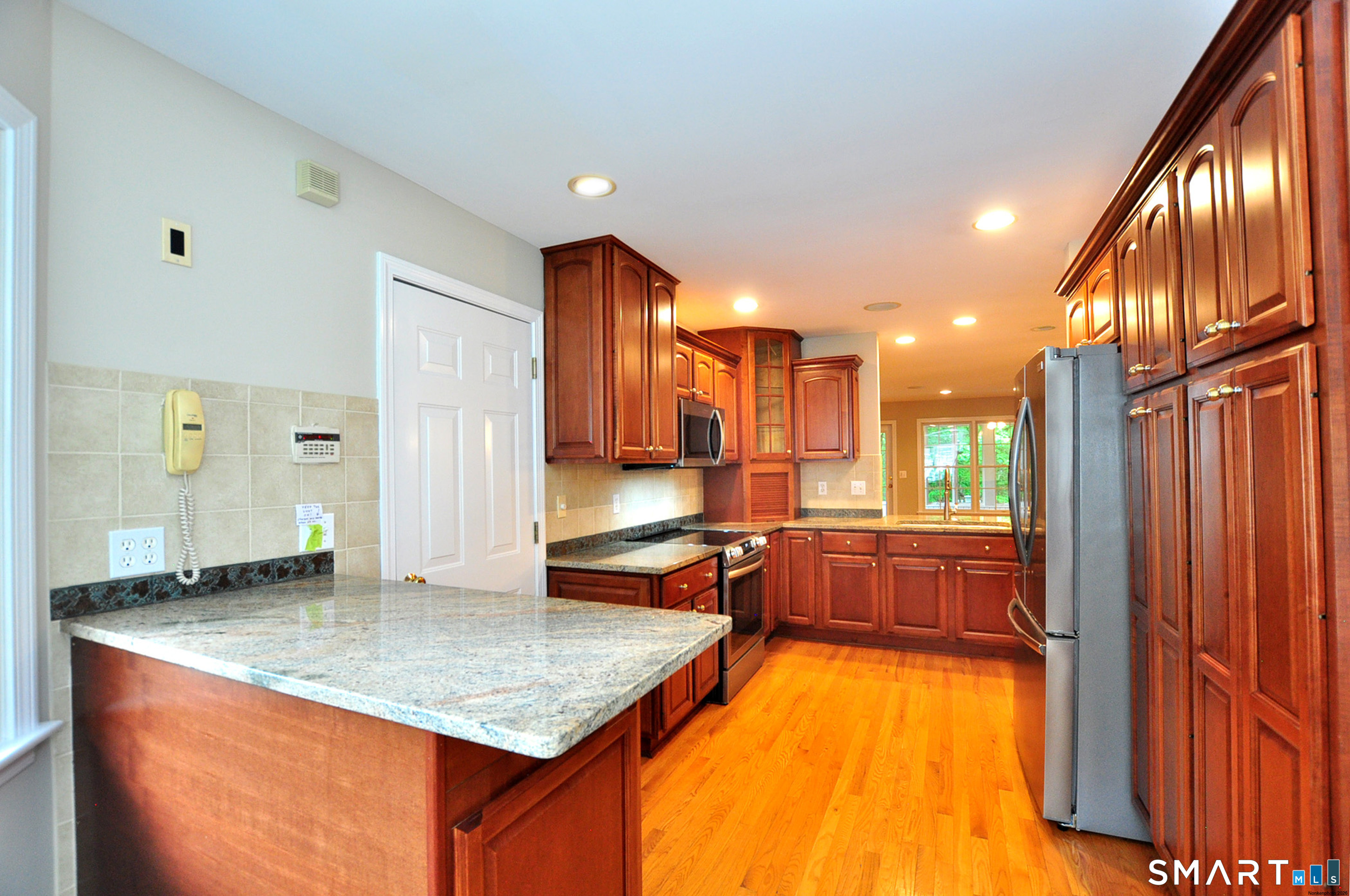 127 Kings Way Windsor CT 06095