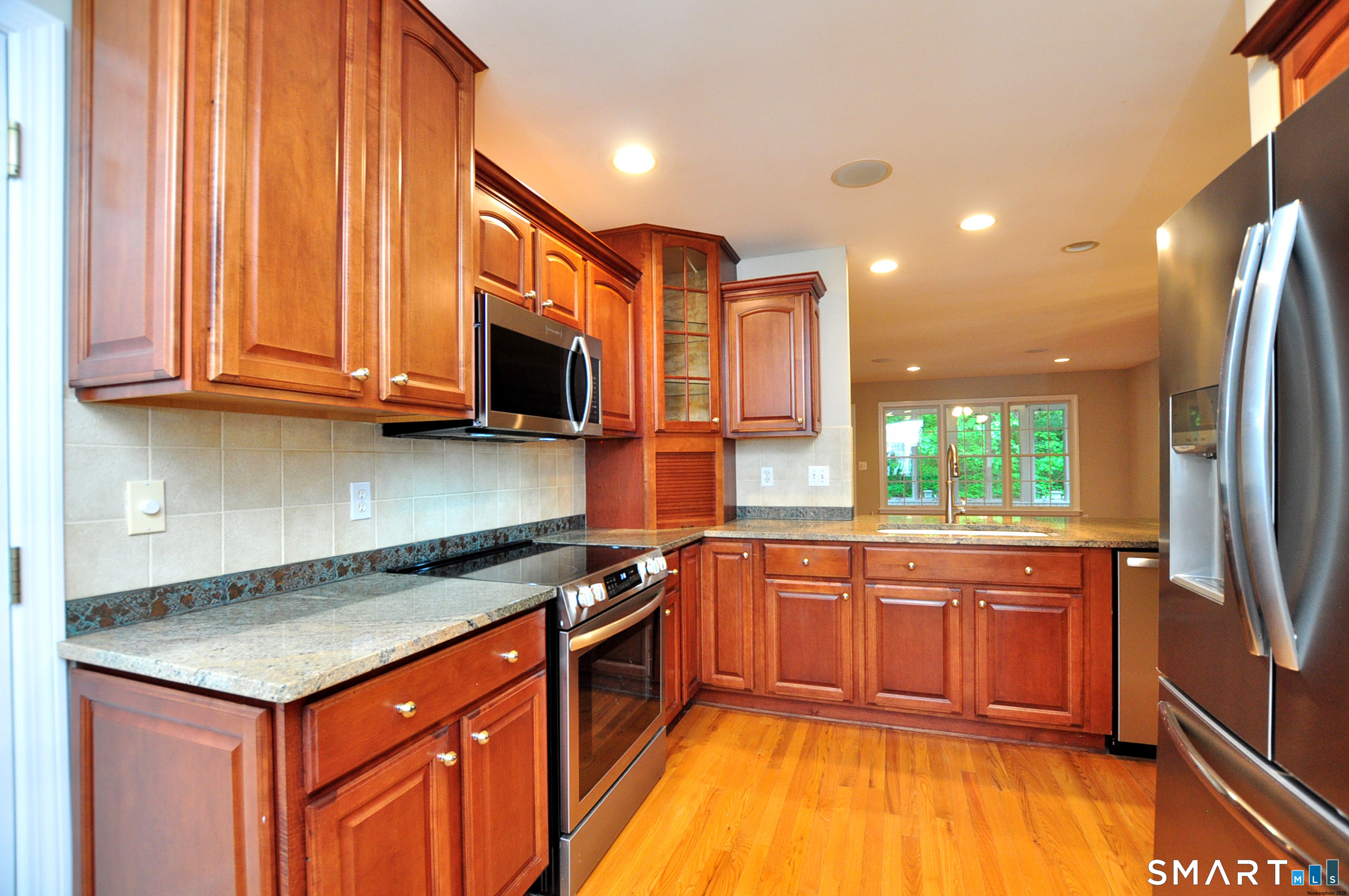 127 Kings Way Windsor CT 06095