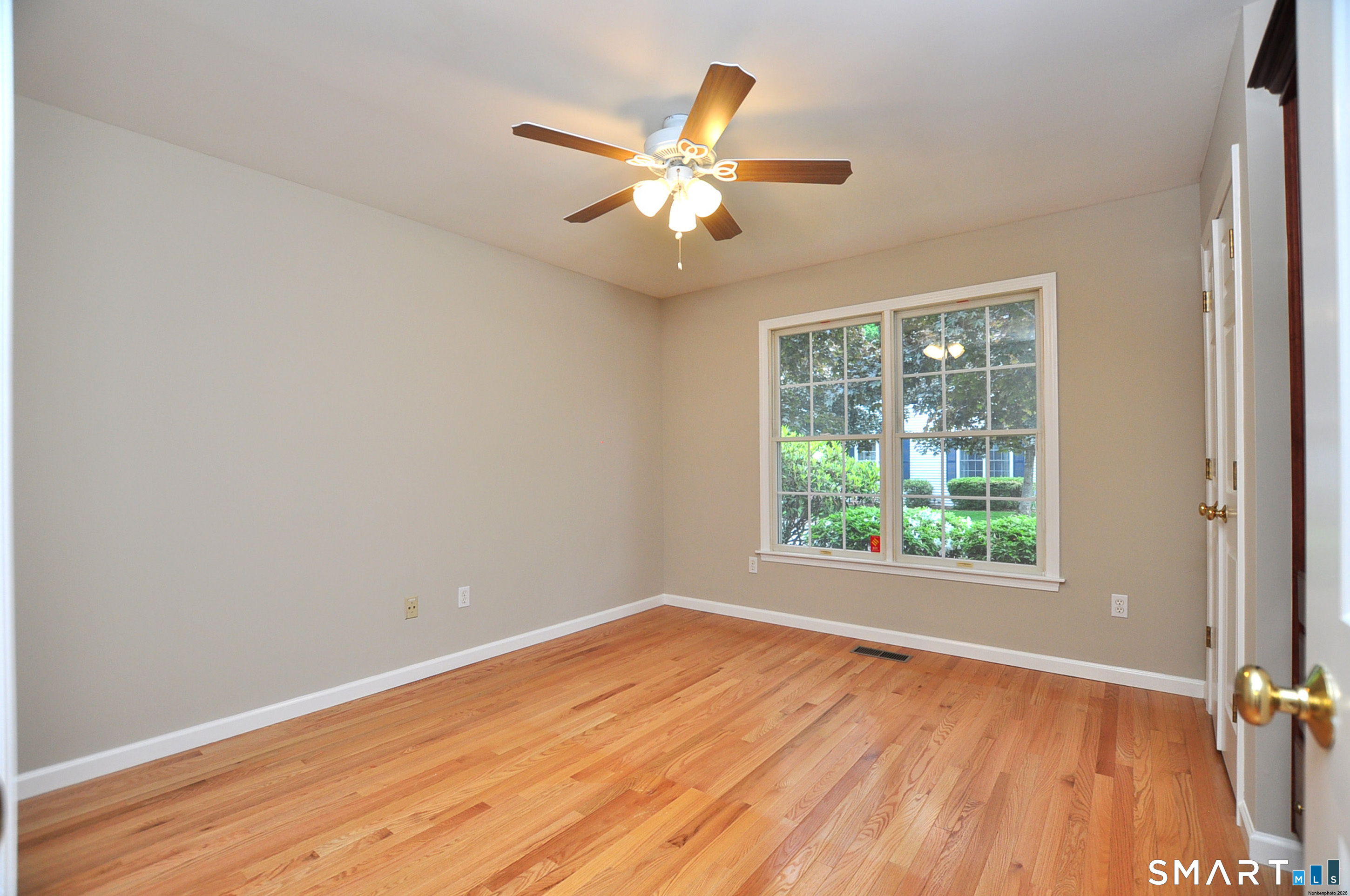 127 Kings Way Windsor CT 06095