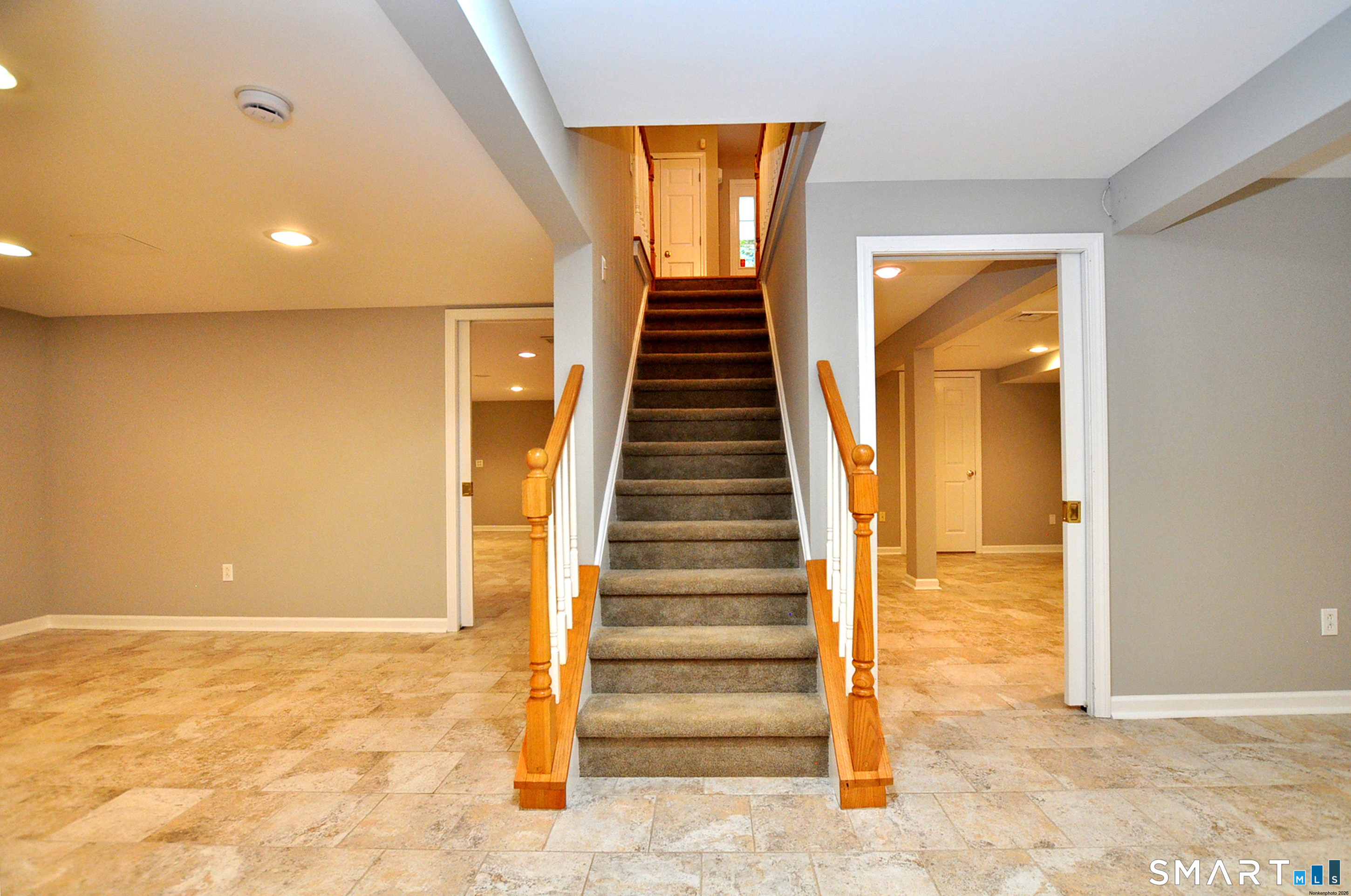 127 Kings Way Windsor CT 06095
