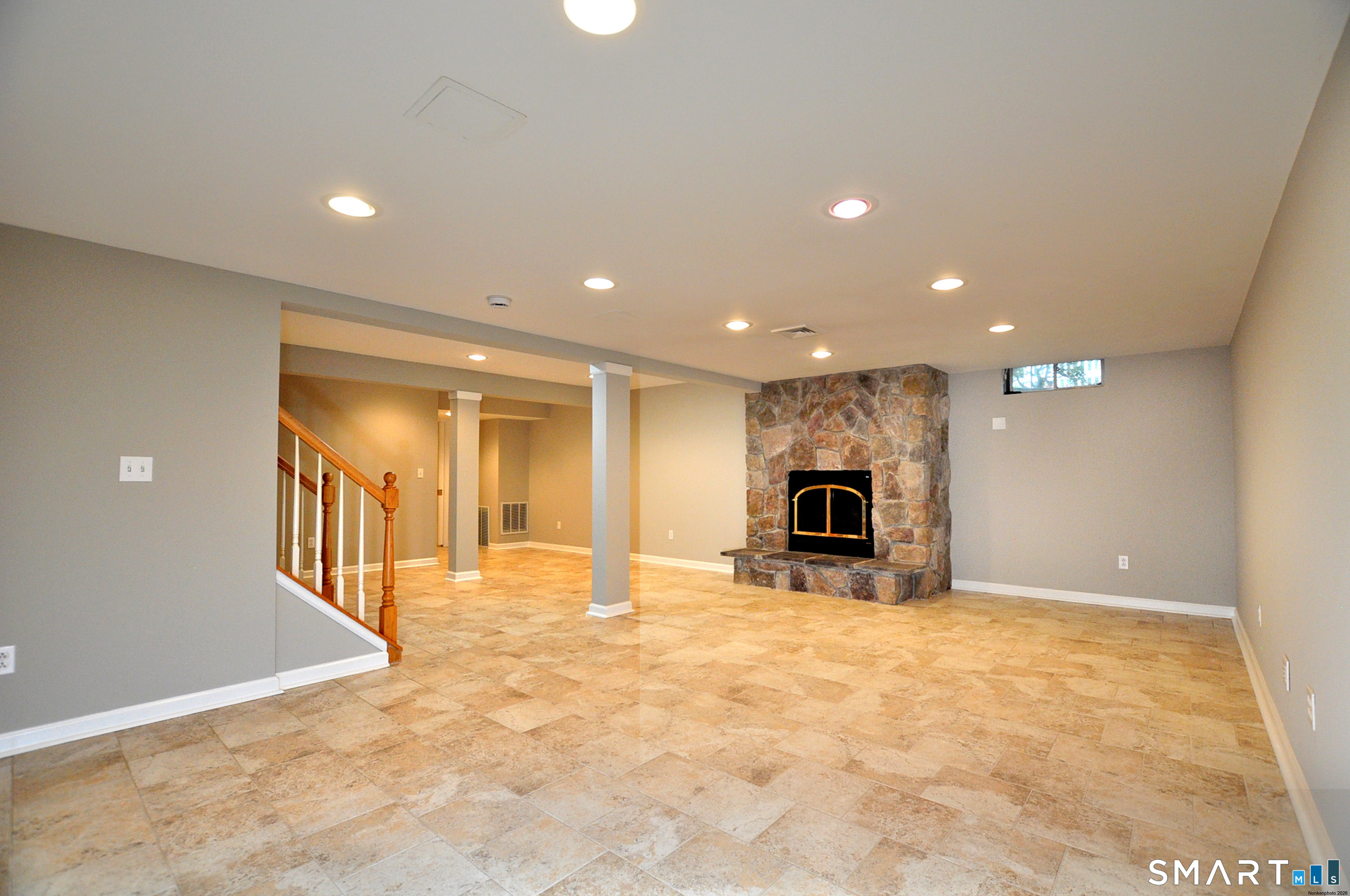 127 Kings Way Windsor CT 06095