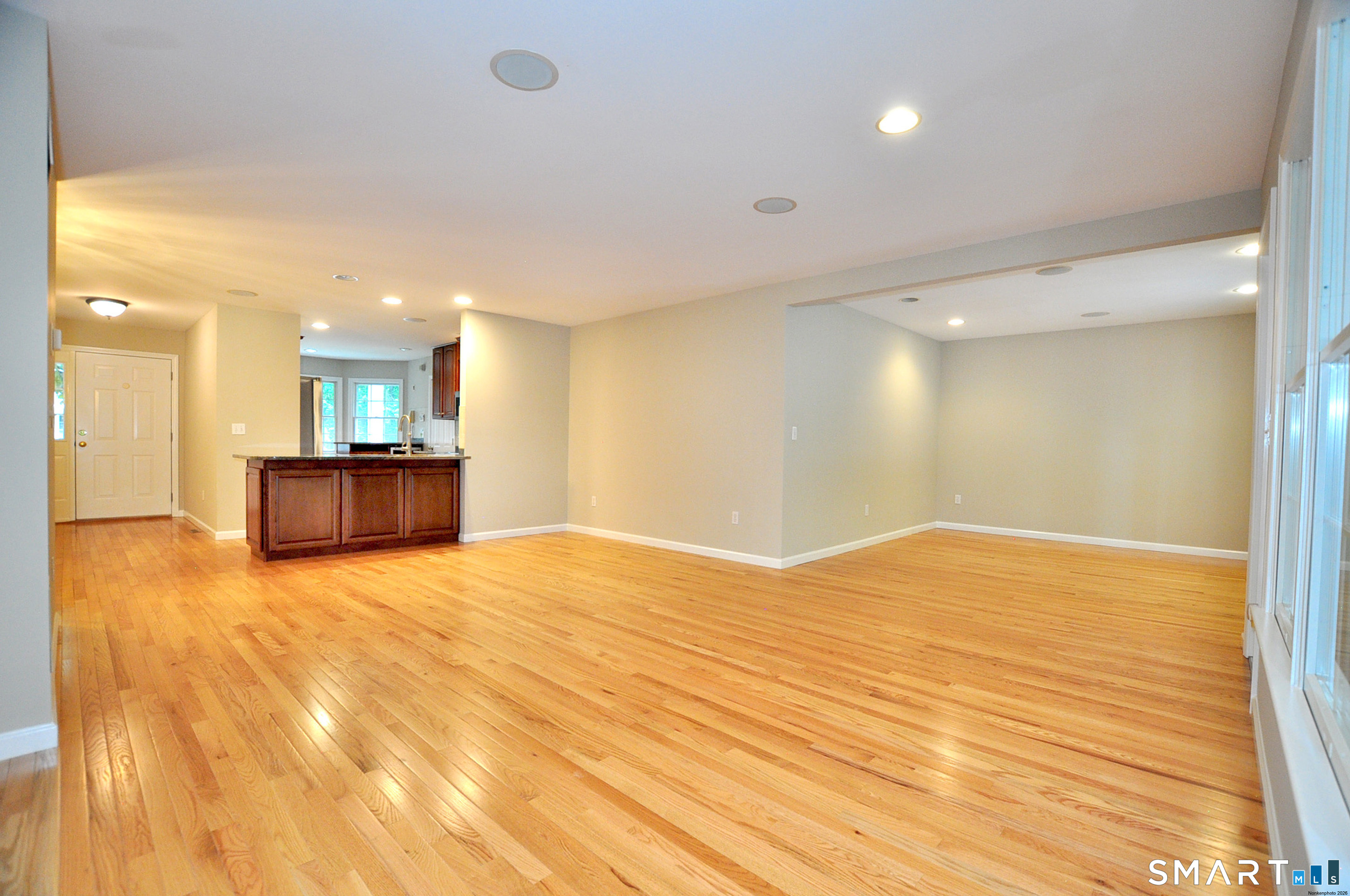 127 Kings Way Windsor CT 06095