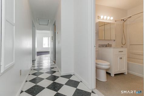 29 Millbrook Court Newington CT 06111