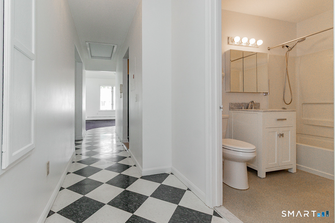 29 Millbrook Court Newington CT 06111