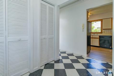 29 Millbrook Court Newington CT 06111