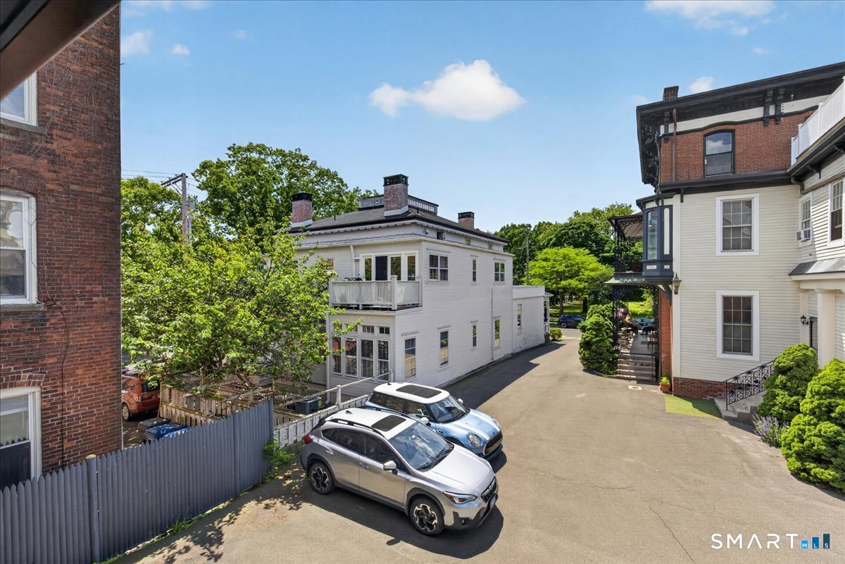 7 Wooster Place New Haven CT 06511