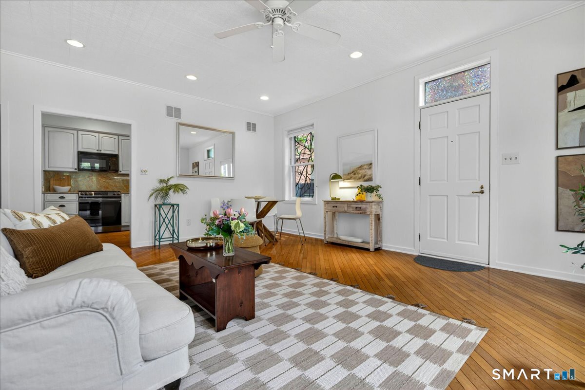 7 Wooster Place New Haven CT 06511