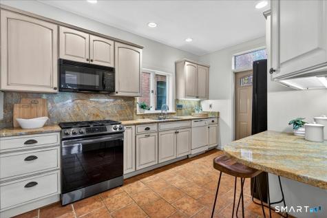 7 Wooster Place New Haven CT 06511