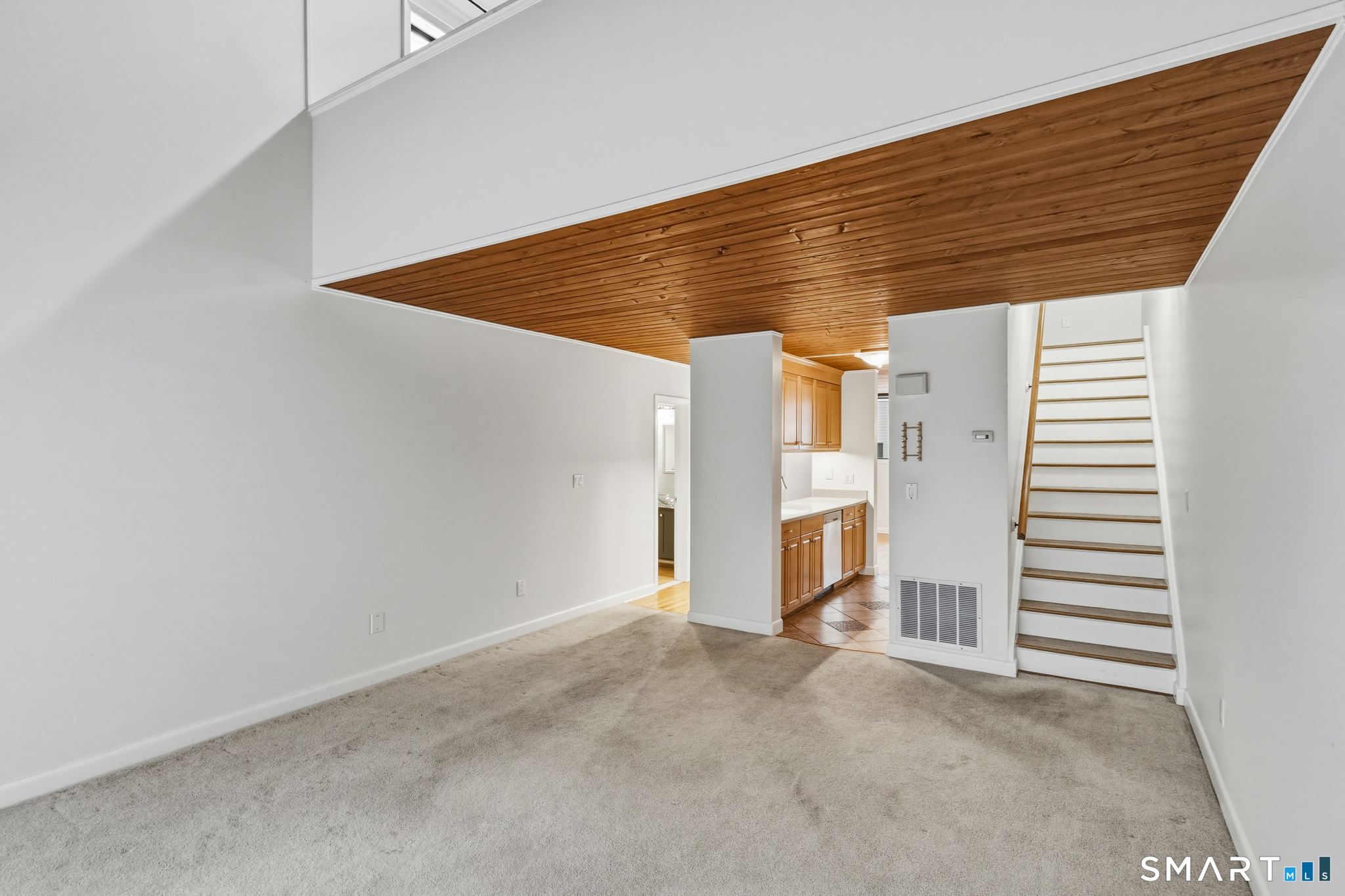 2 Gillette Court Simsbury CT 06070