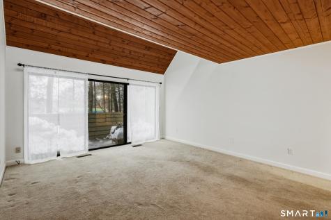 2 Gillette Court Simsbury CT 06070