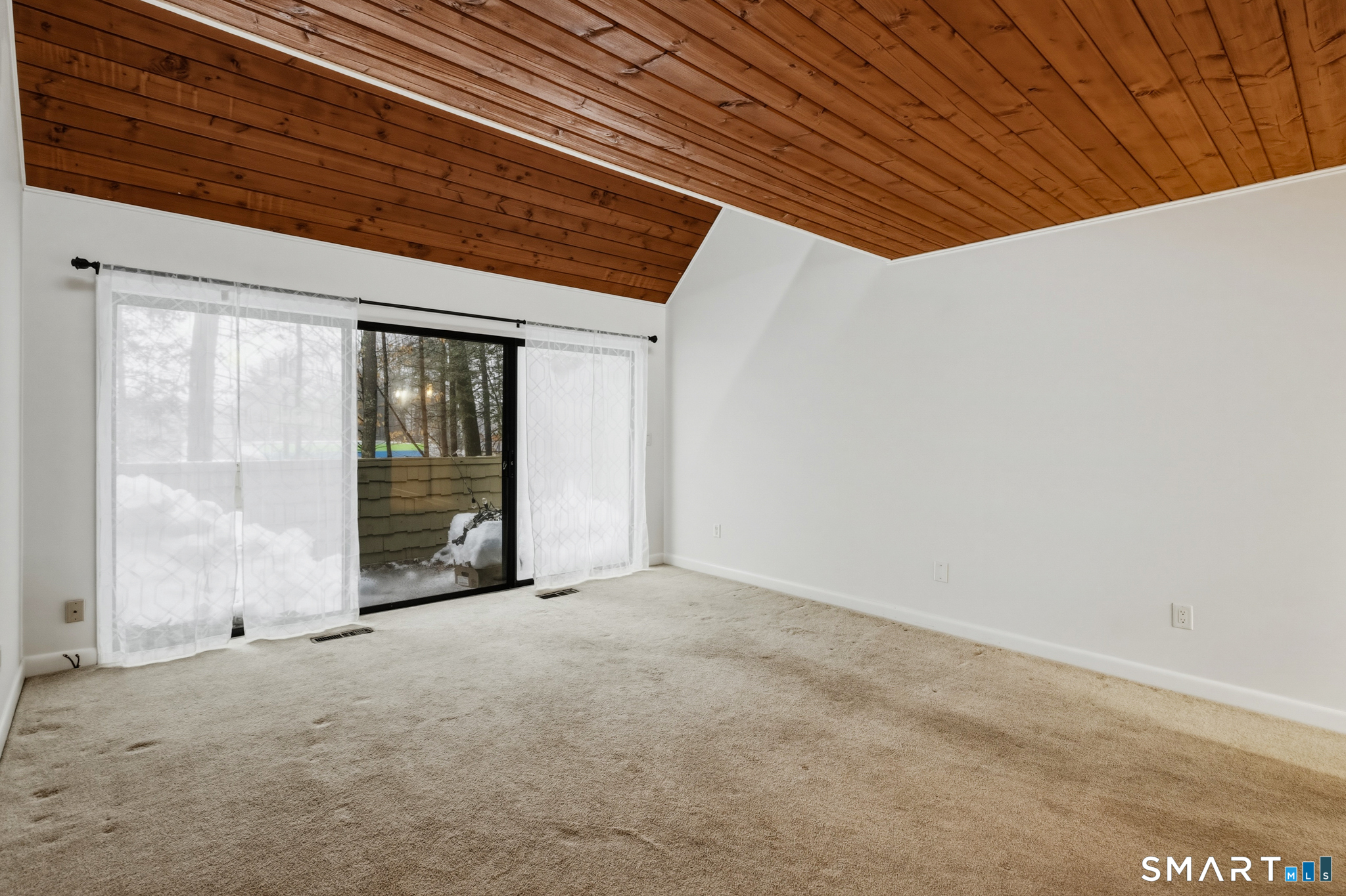 2 Gillette Court Simsbury CT 06070