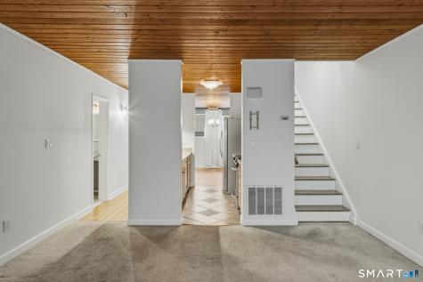 2 Gillette Court Simsbury CT 06070