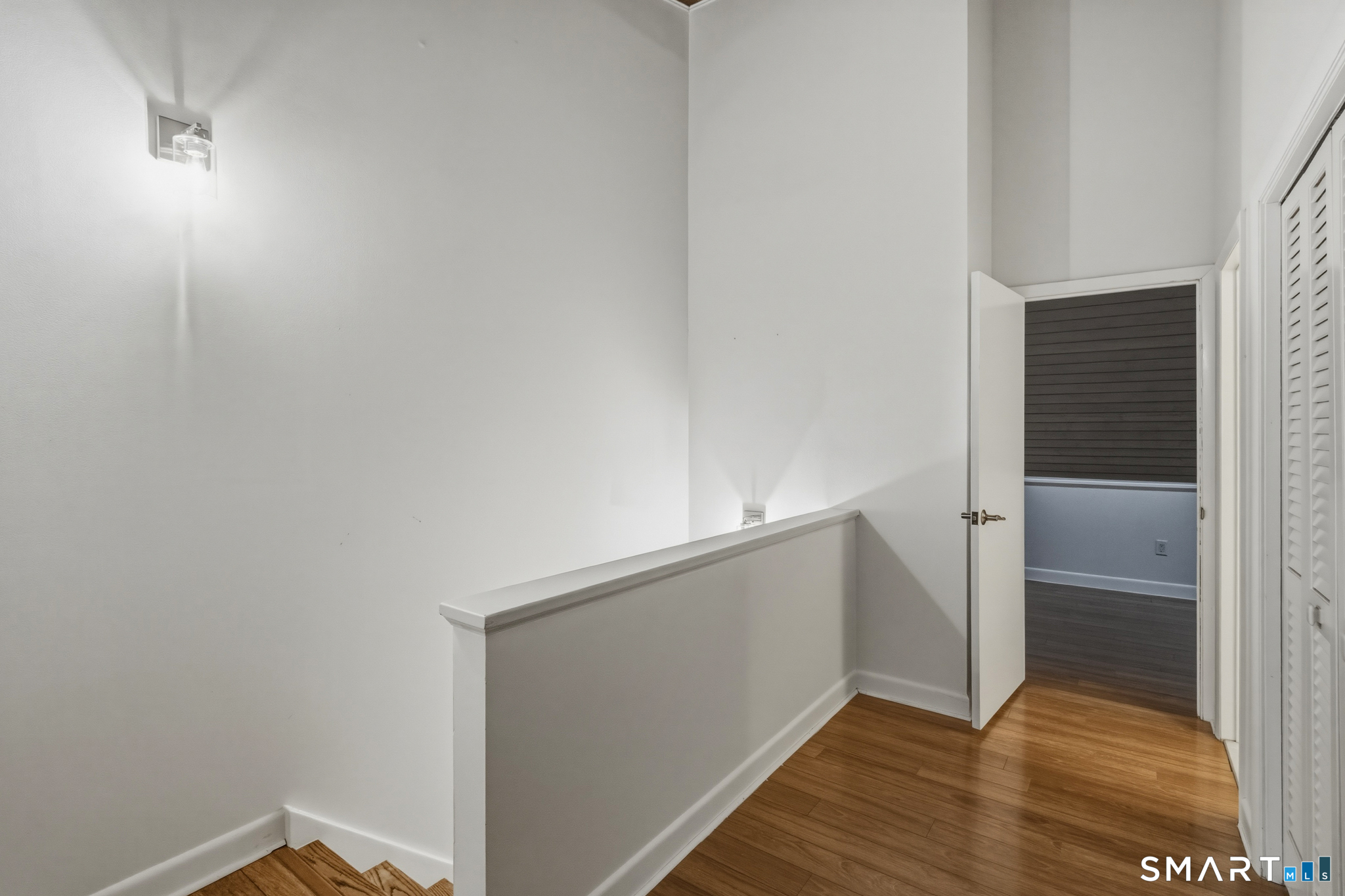 2 Gillette Court Simsbury CT 06070