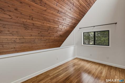 2 Gillette Court Simsbury CT 06070