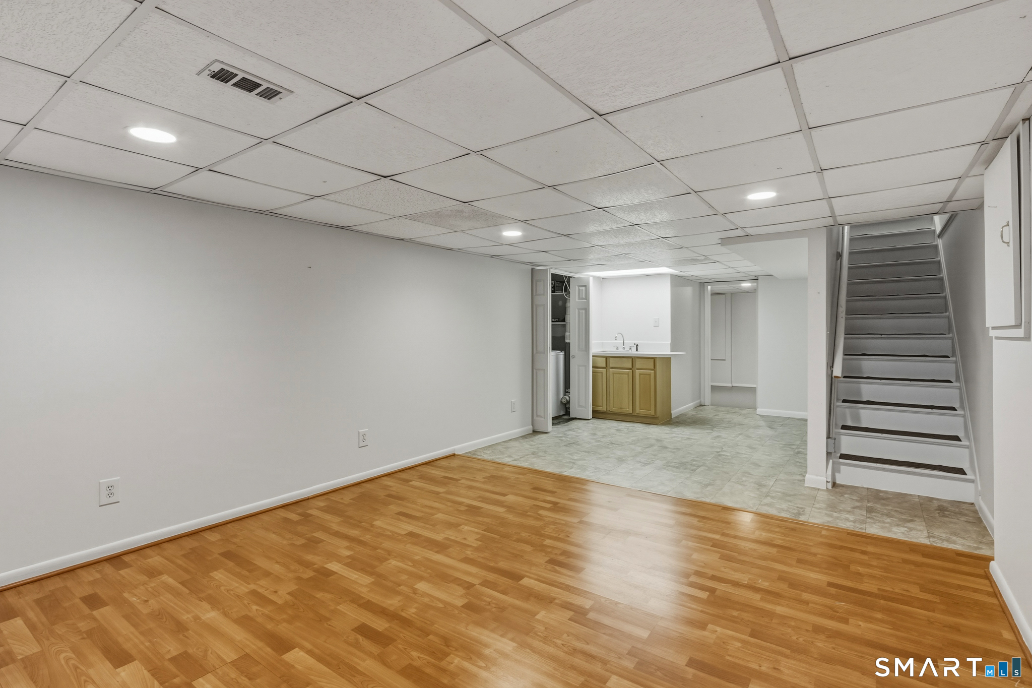 2 Gillette Court Simsbury CT 06070