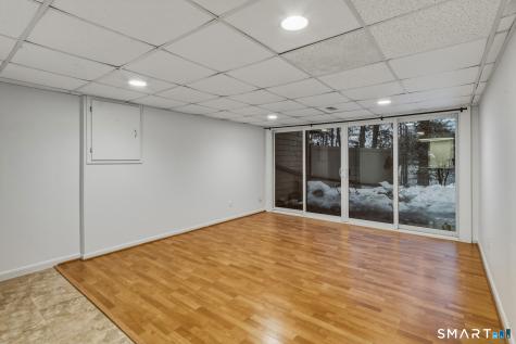 2 Gillette Court Simsbury CT 06070