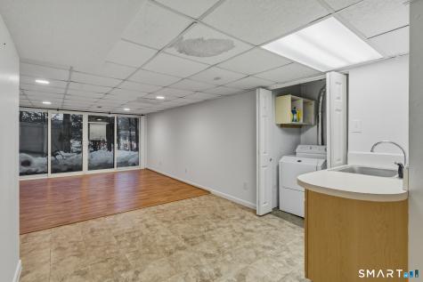 2 Gillette Court Simsbury CT 06070