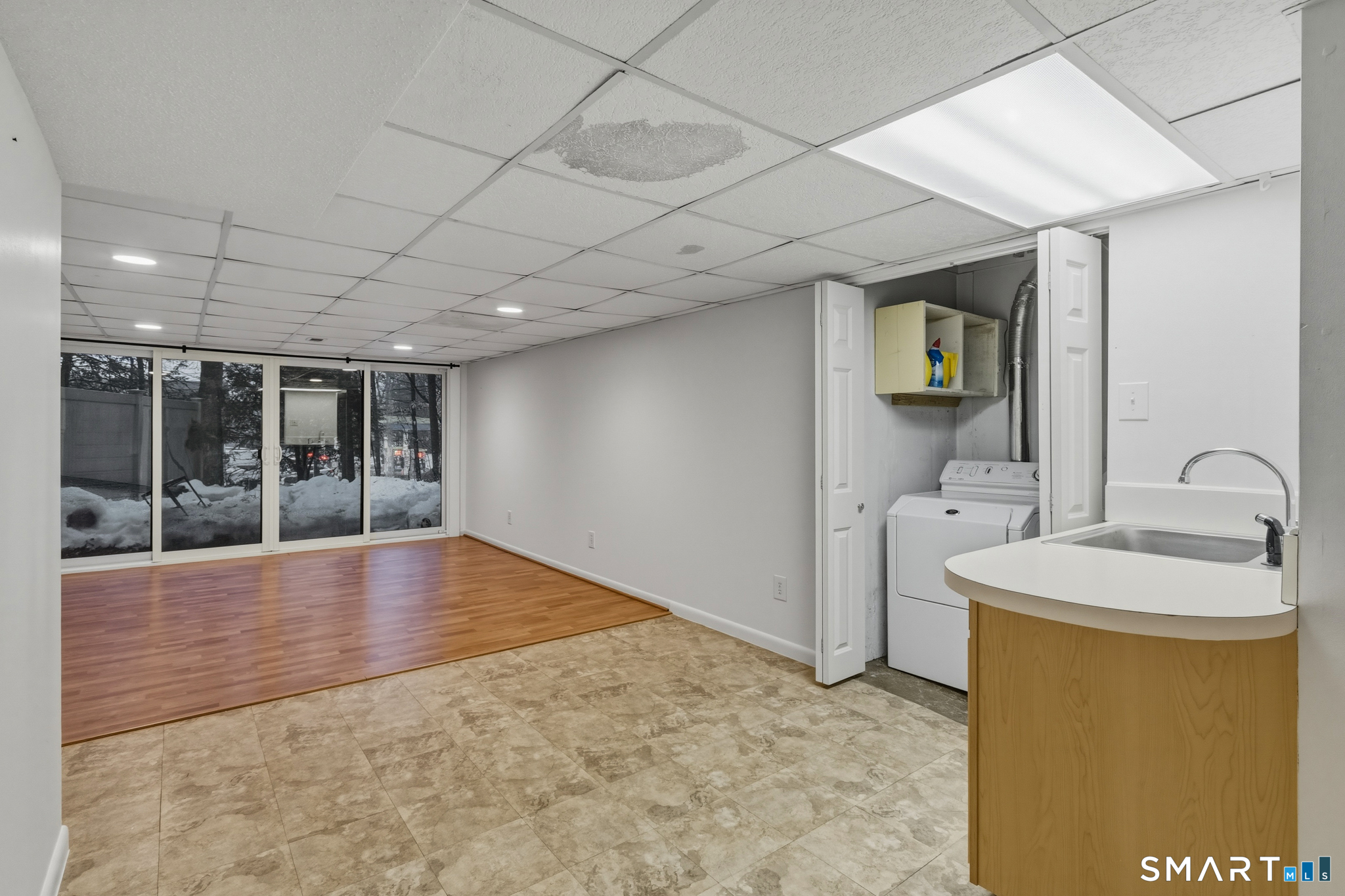 2 Gillette Court Simsbury CT 06070