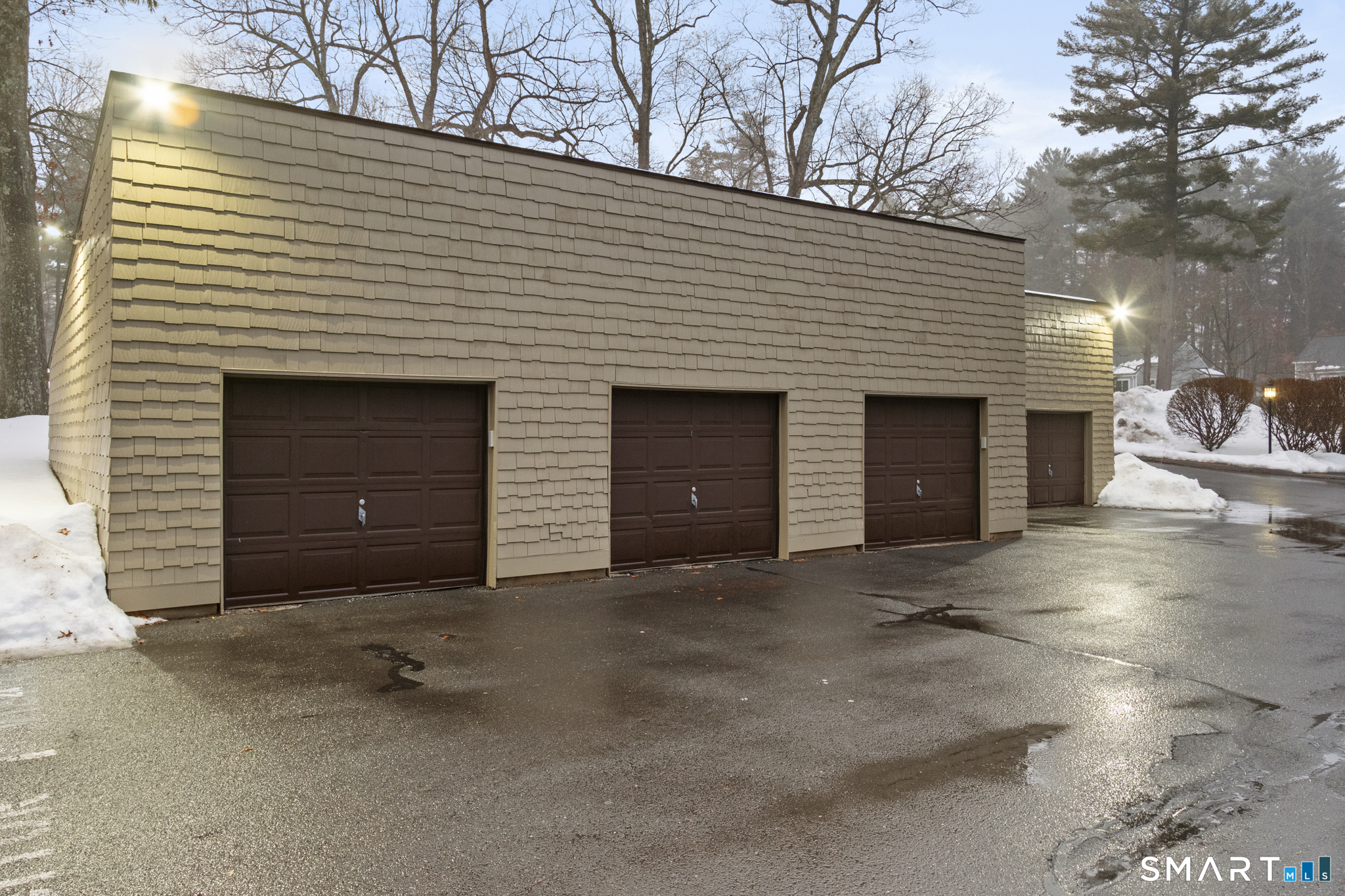 2 Gillette Court Simsbury CT 06070