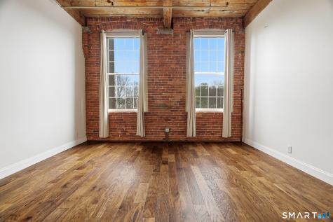 92 Main Street Deep River CT 06417