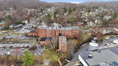 92 Main Street Deep River CT 06417