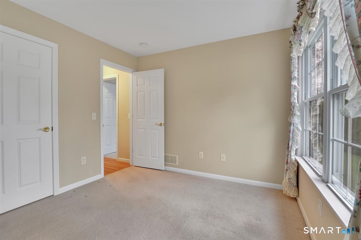 24 Lantern Lane Vernon CT 06066