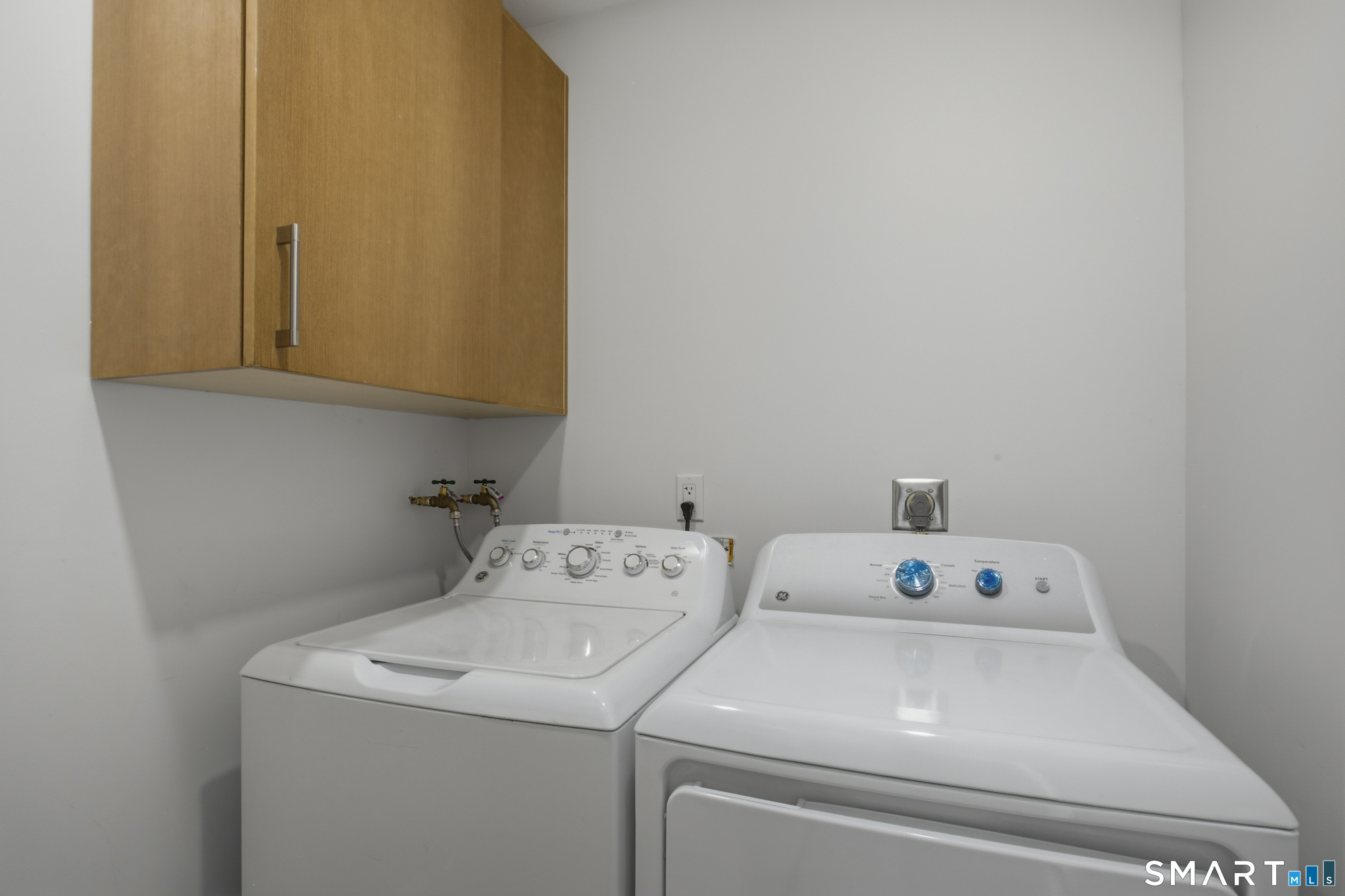12 Camelot Drive Norwalk CT 06850