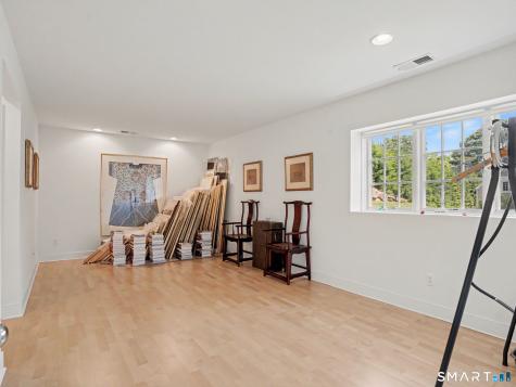 77 Havemeyer Lane Stamford CT 06902