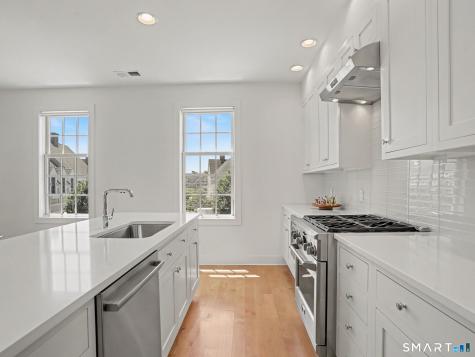 77 Havemeyer Lane Stamford CT 06902