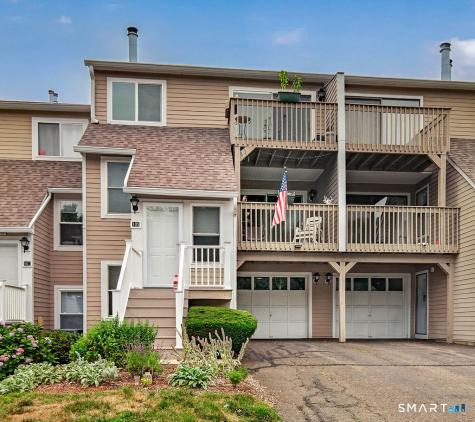 105 Peddlars Drive Branford CT 06405