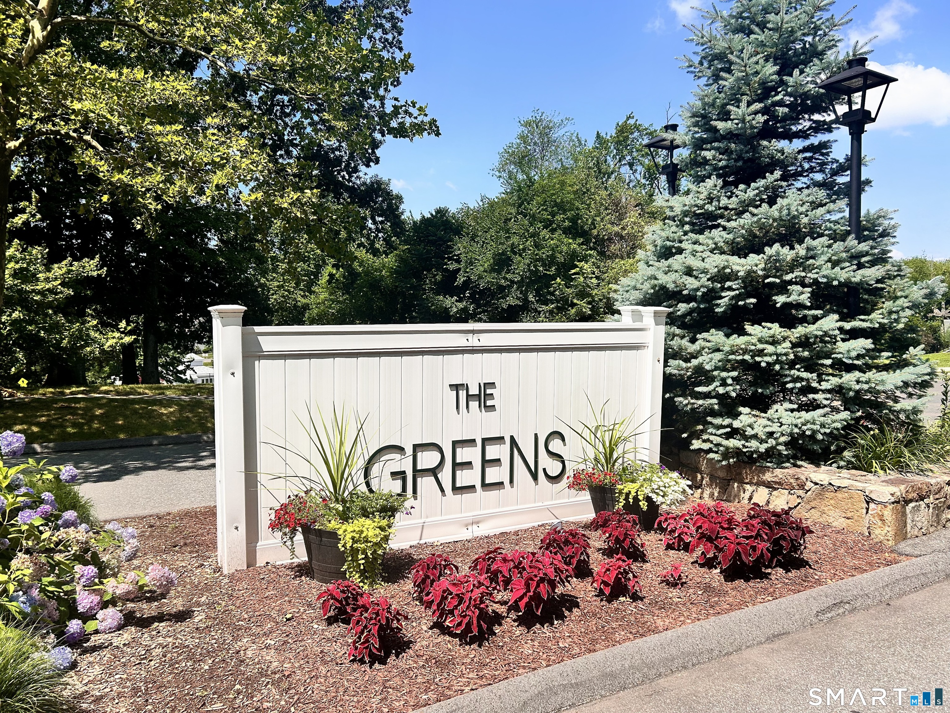 105 Peddlars Drive Branford CT 06405