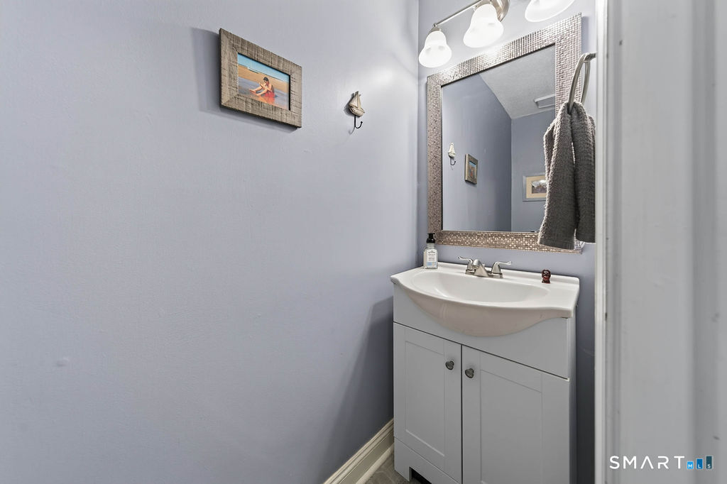 105 Peddlars Drive Branford CT 06405
