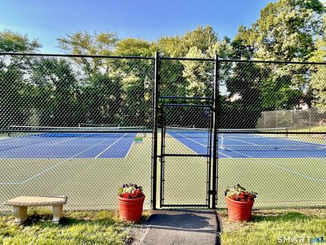 105 Peddlars Drive Branford CT 06405