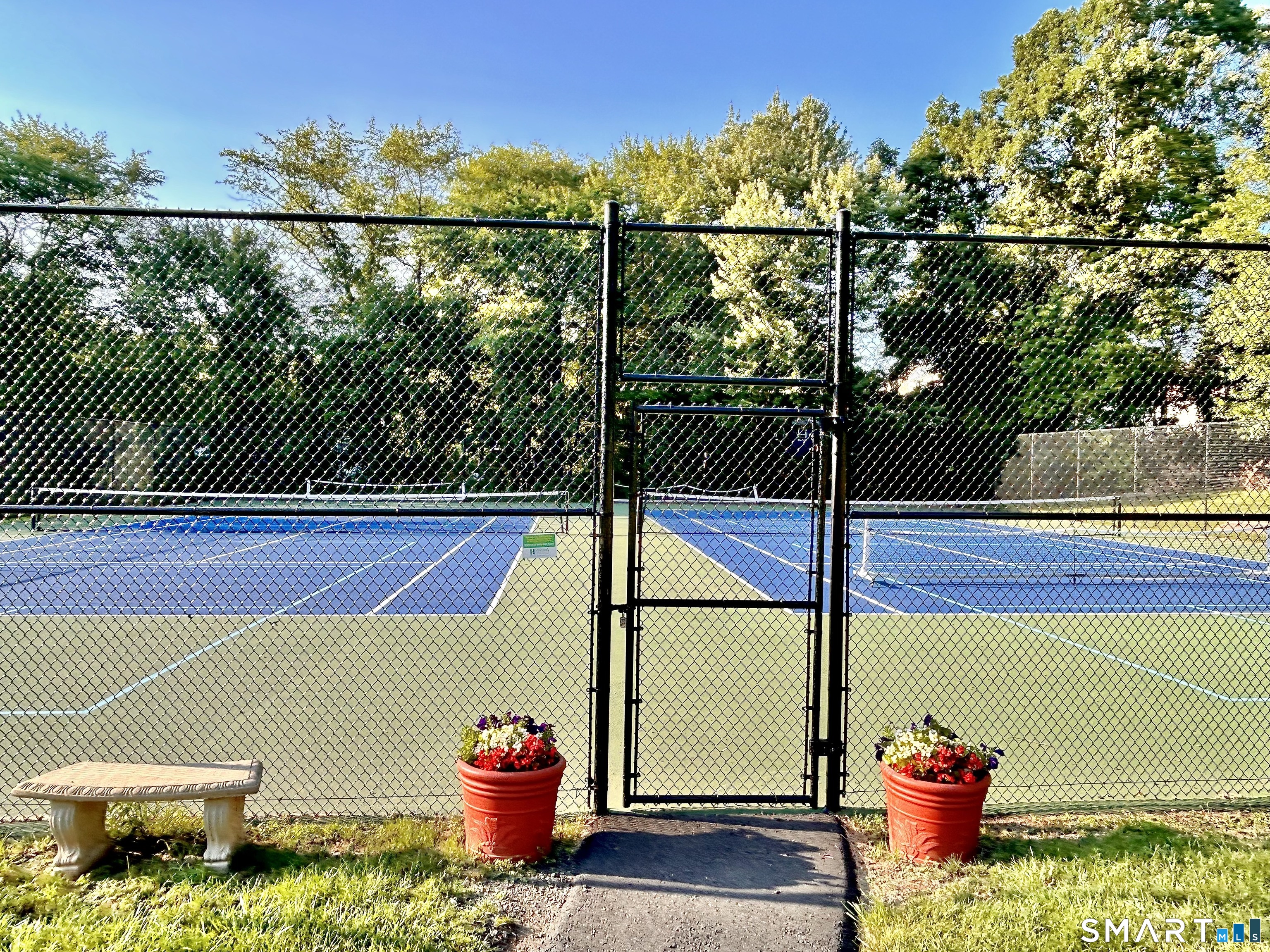 105 Peddlars Drive Branford CT 06405