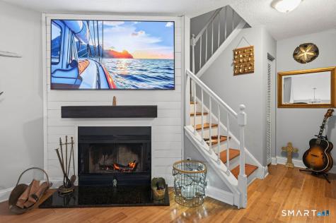 105 Peddlars Drive Branford CT 06405