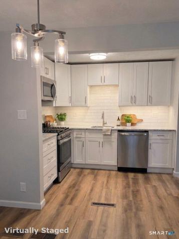 3379 Whitney Avenue Hamden CT 06518