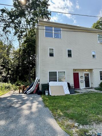 10 Hillcrest Street Norwich CT 06360