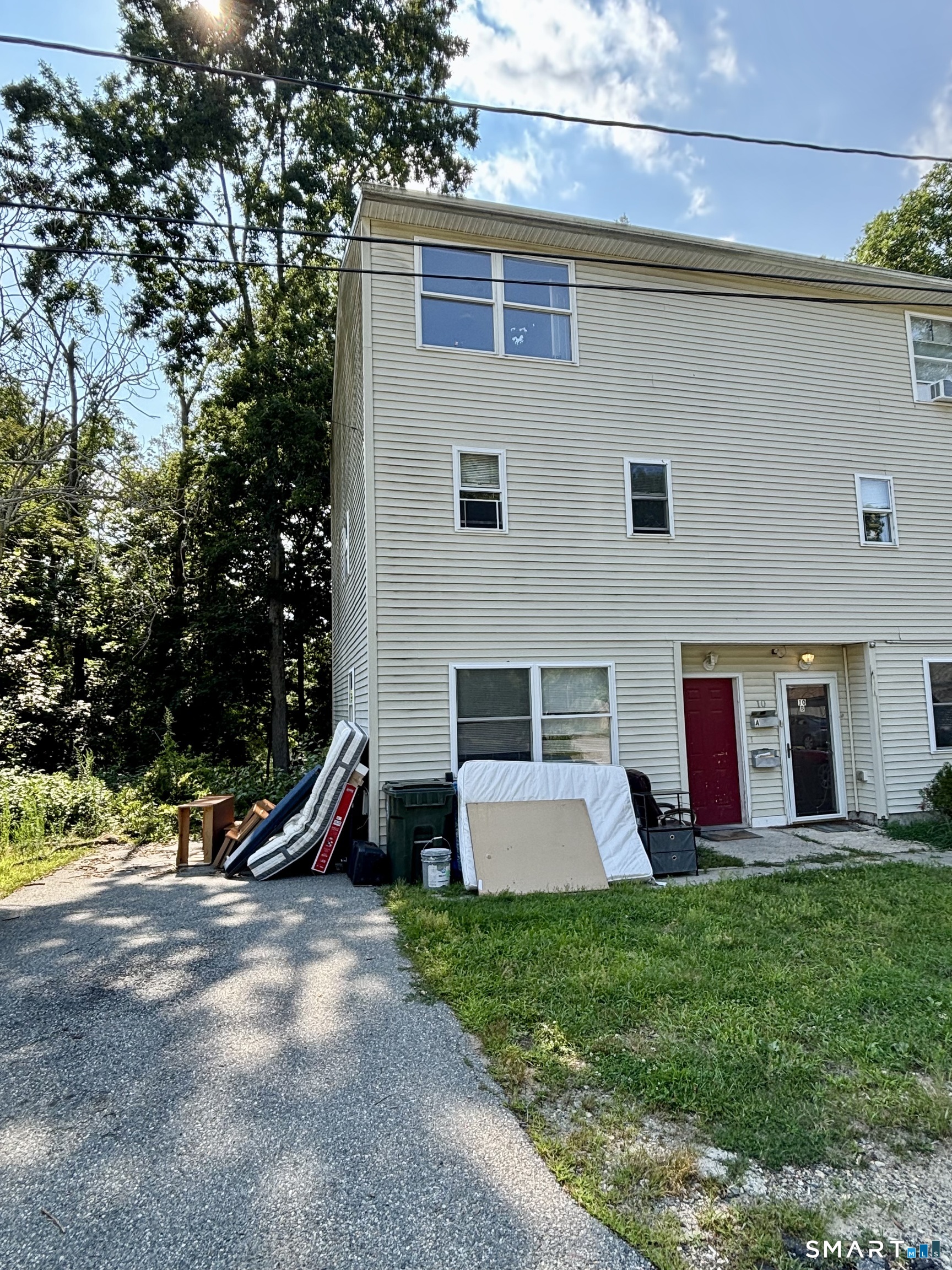 10 Hillcrest Street Norwich CT 06360