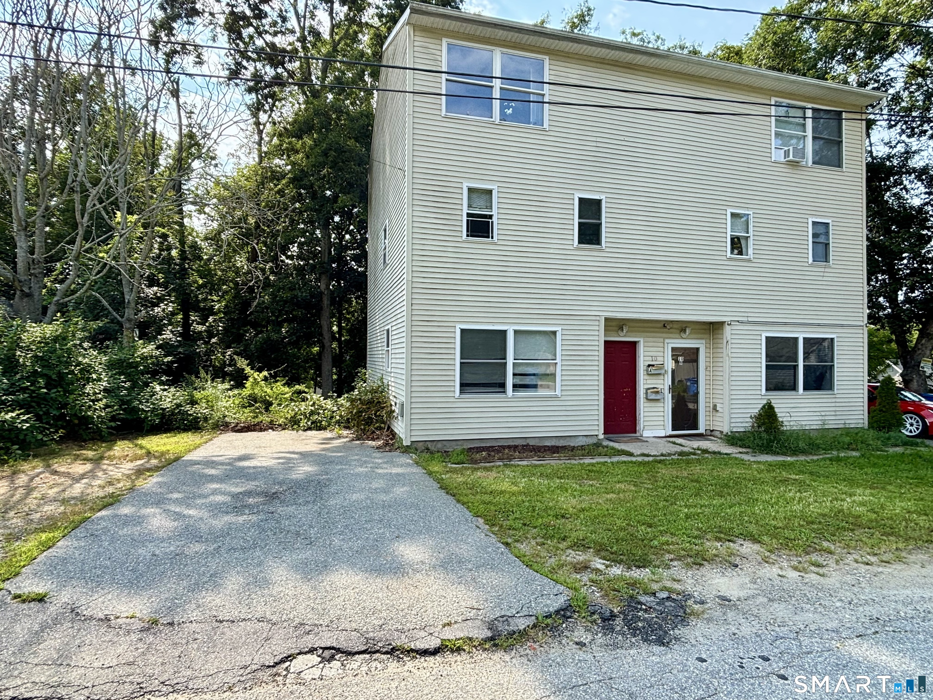 10 Hillcrest Street Norwich CT 06360