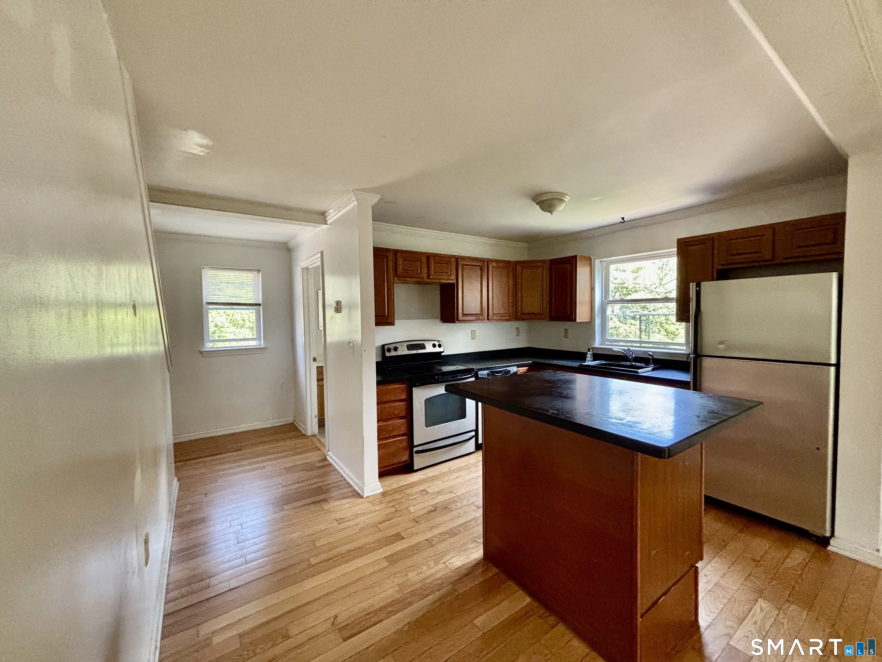 10 Hillcrest Street Norwich CT 06360