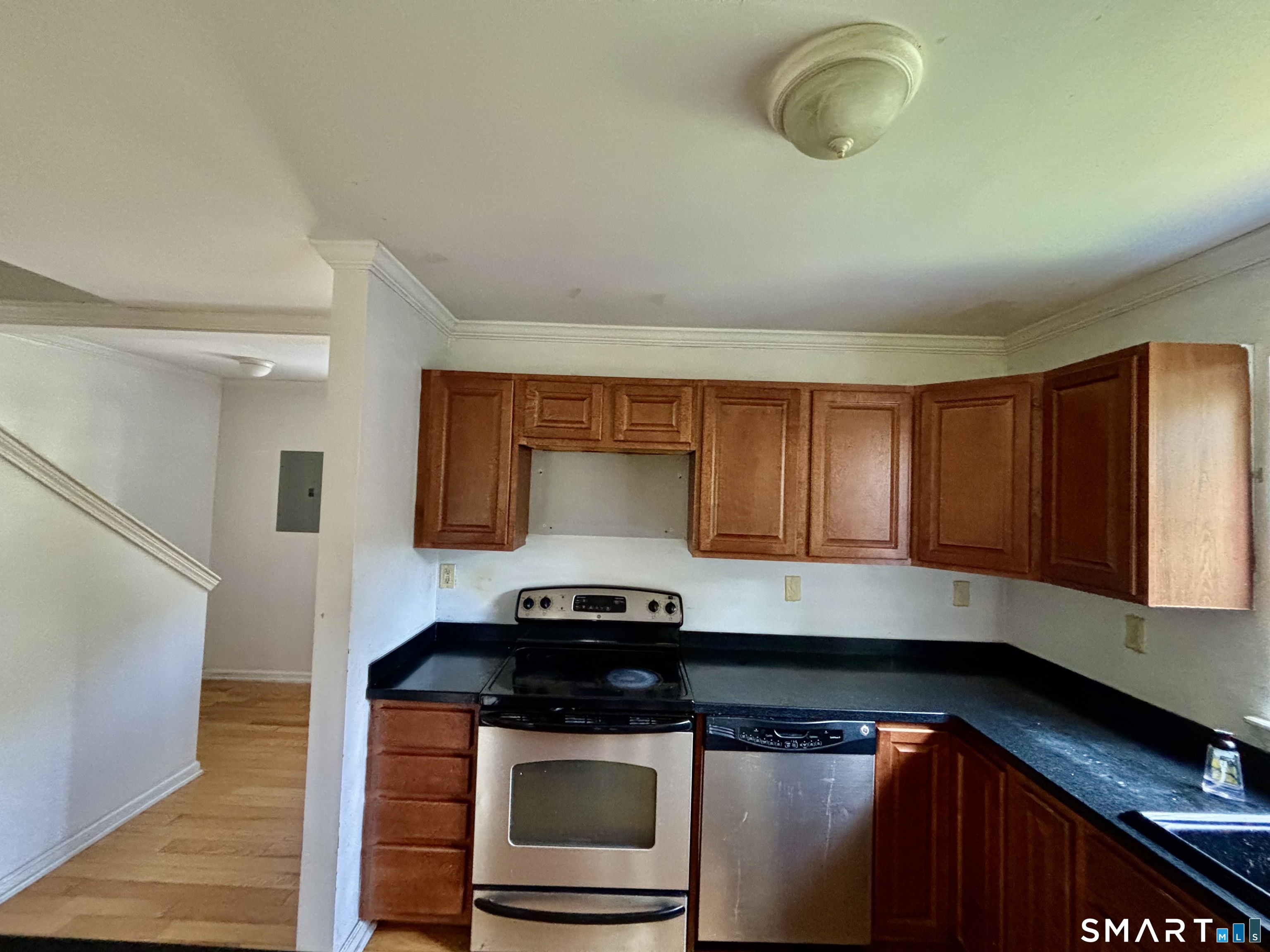 10 Hillcrest Street Norwich CT 06360