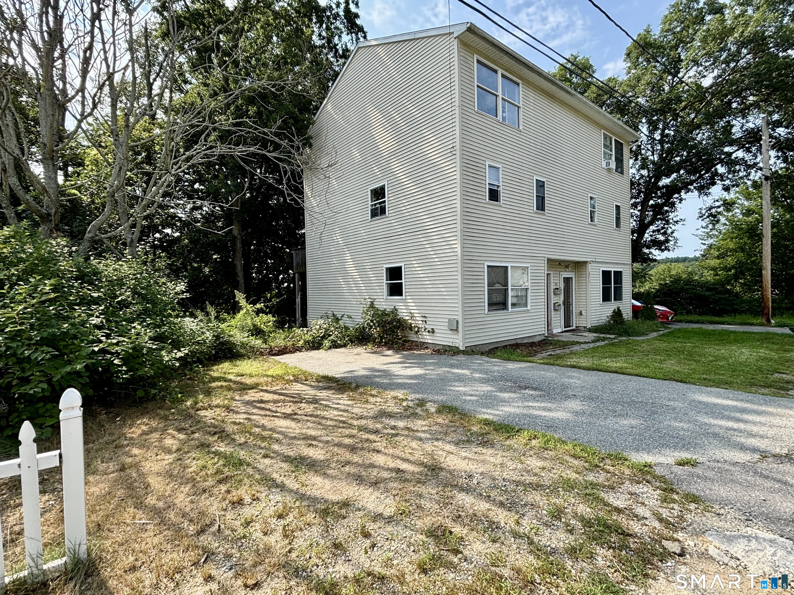 10 Hillcrest Street Norwich CT 06360