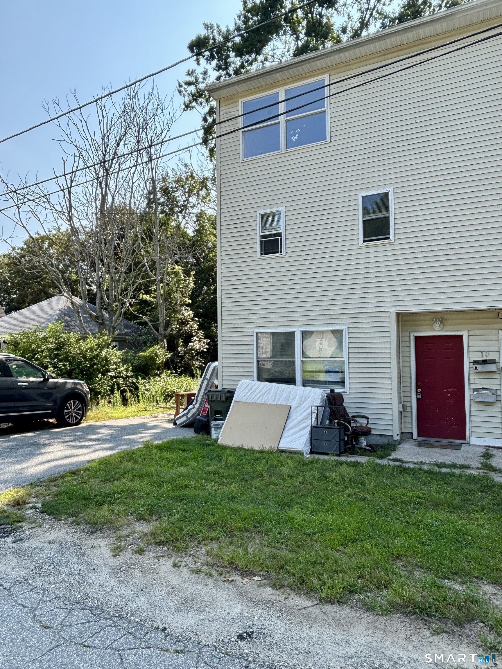 10 Hillcrest Street Norwich CT 06360