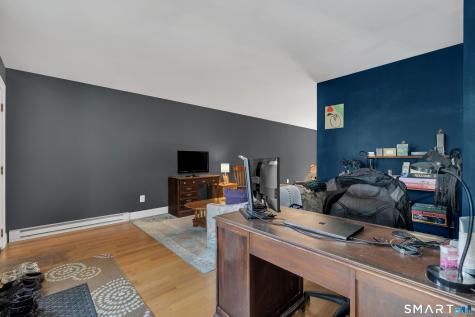 6 Glen Ridge Court New Milford CT 06776