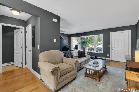 6 Glen Ridge Court New Milford CT 06776