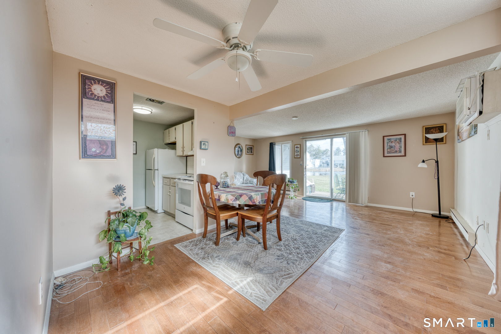 82 Cinnamon Springs South Windsor CT 06074