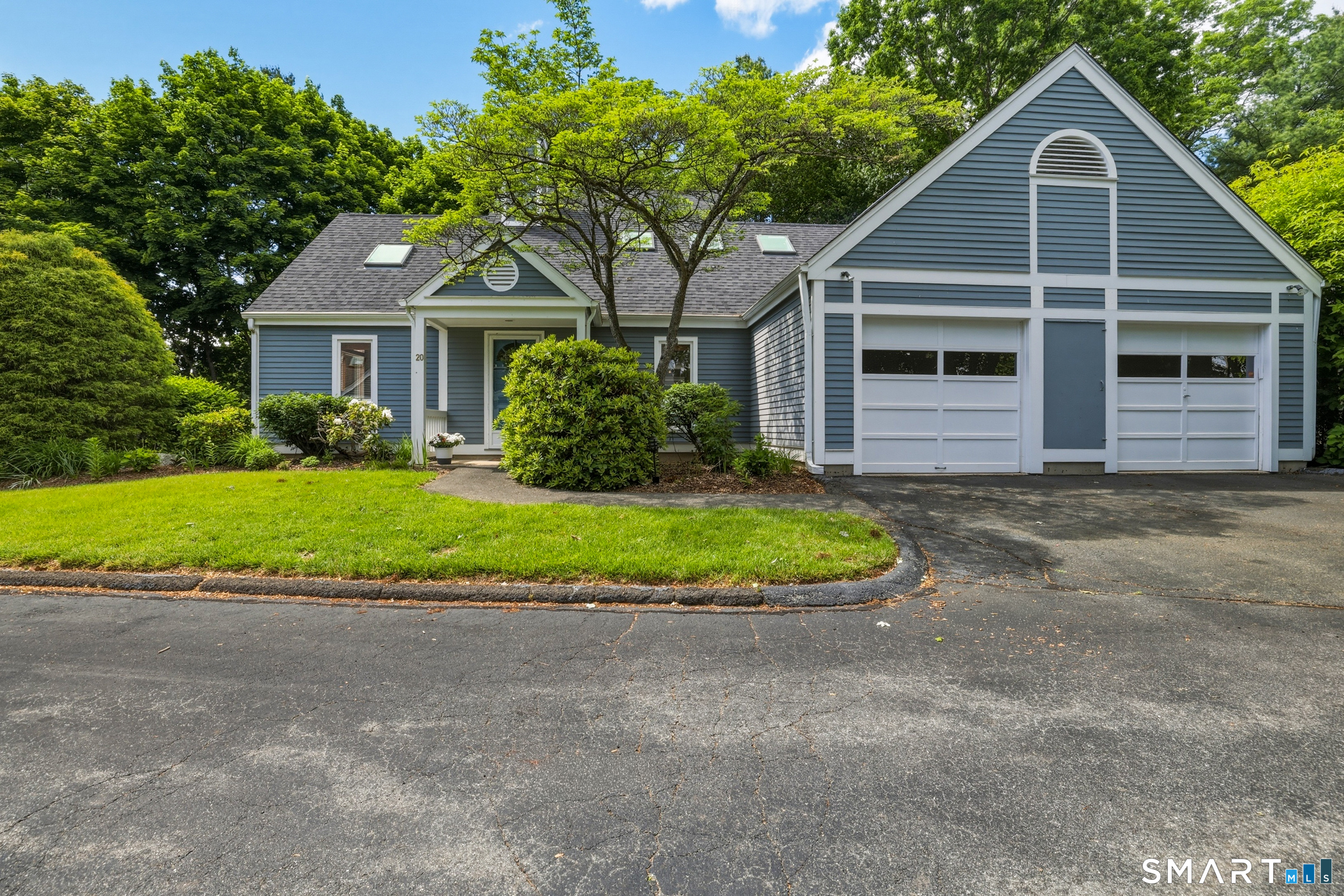 20 Centre Village Drive Madison CT 06443