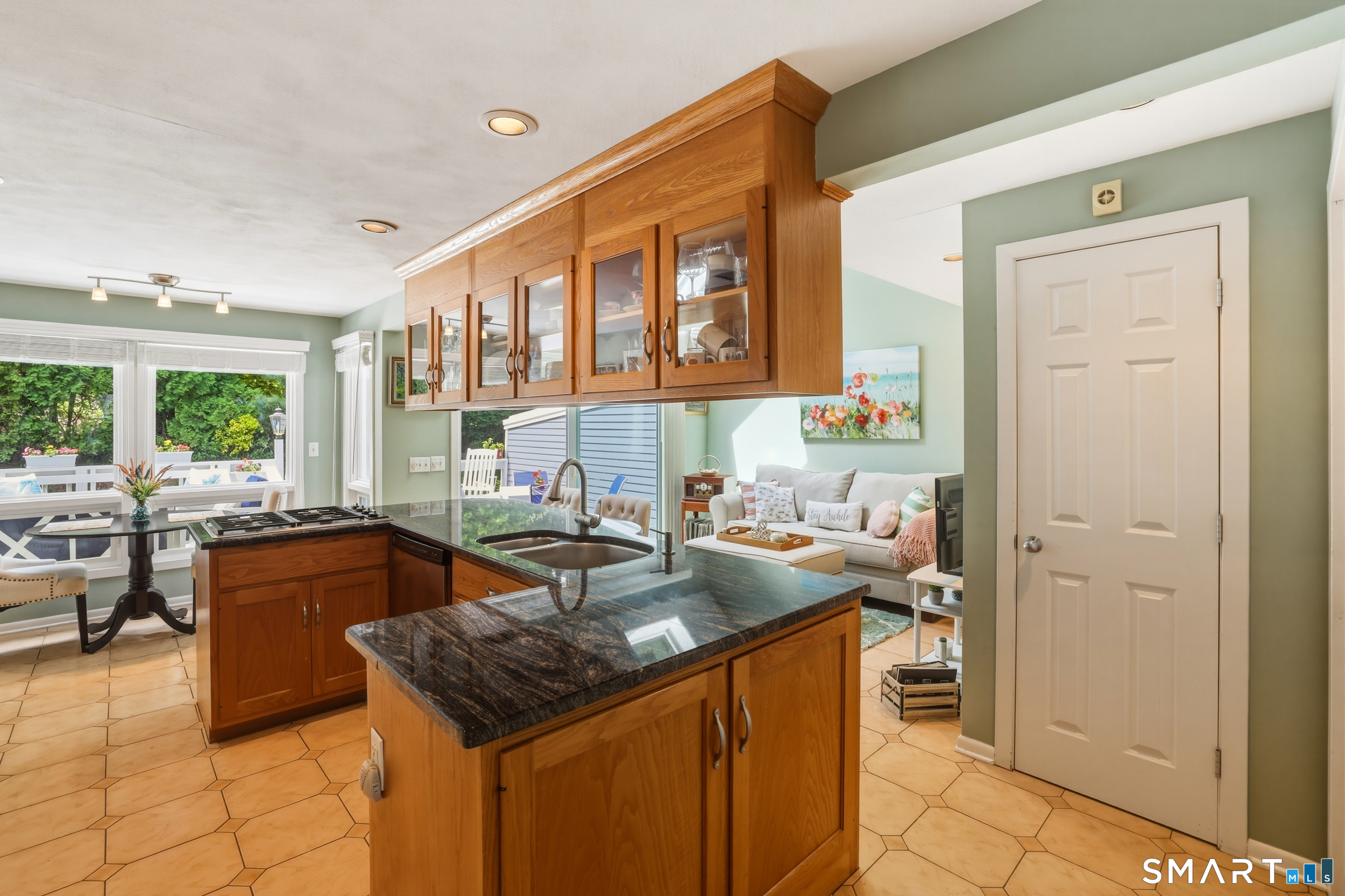 20 Centre Village Drive Madison CT 06443