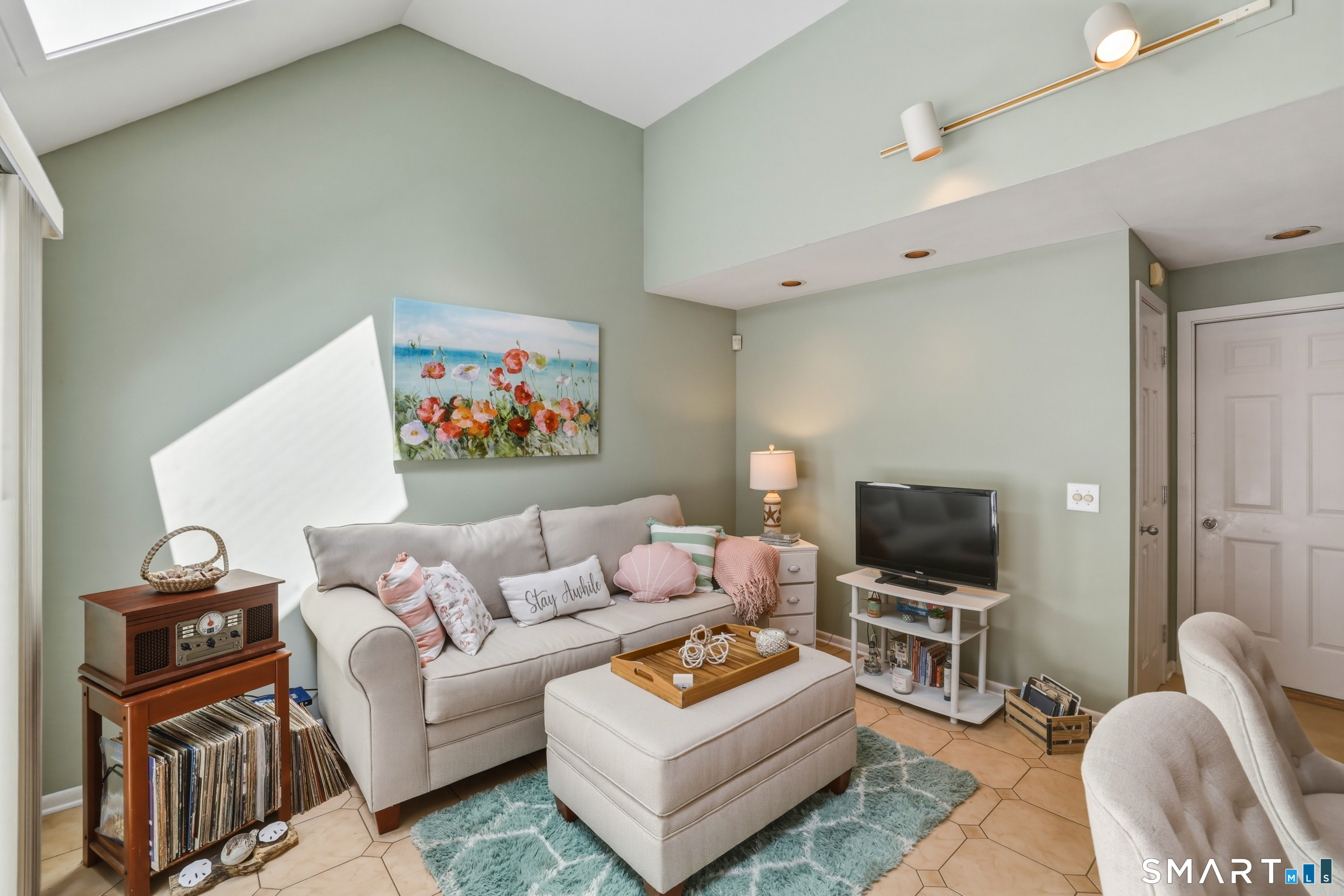 20 Centre Village Drive Madison CT 06443