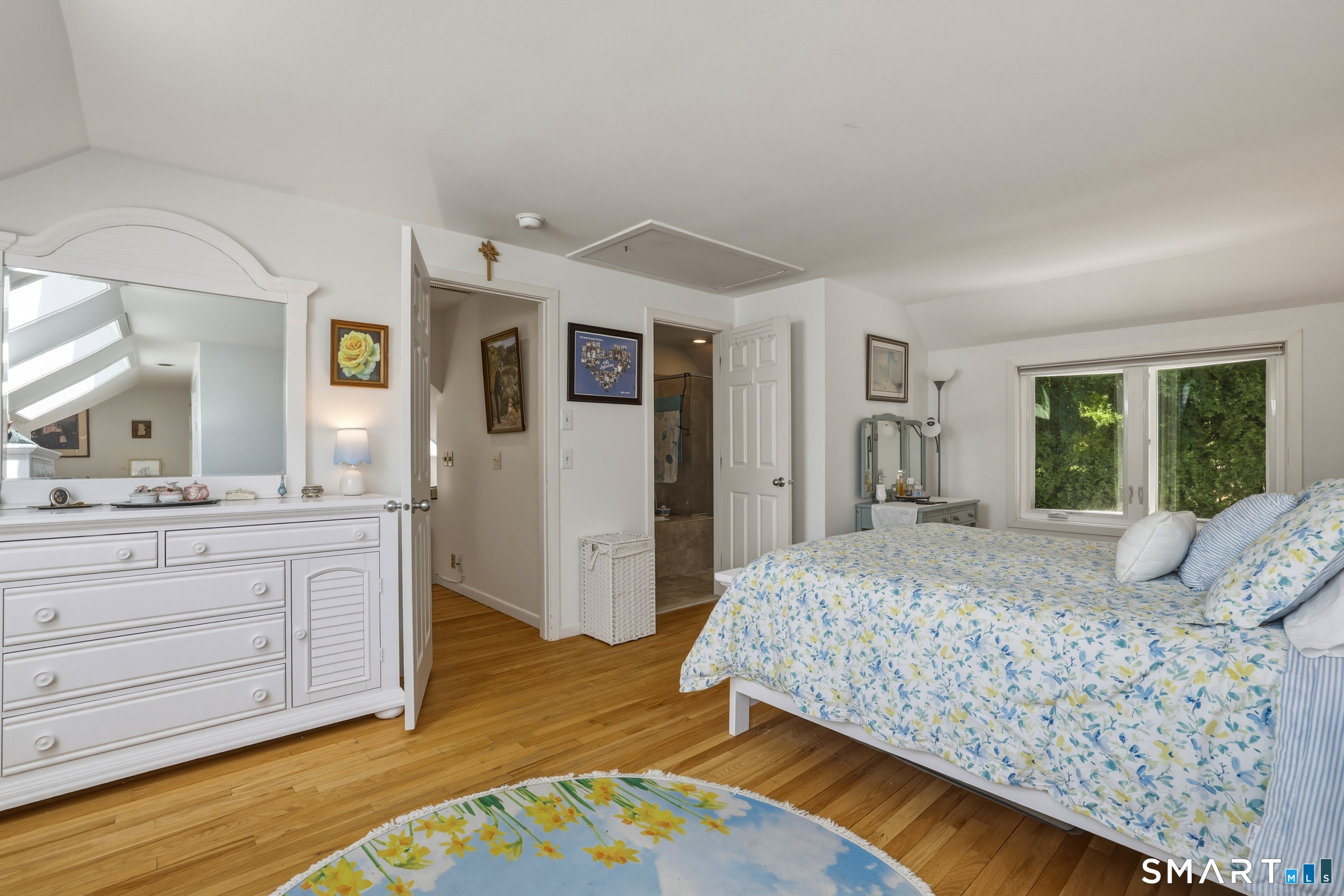 20 Centre Village Drive Madison CT 06443